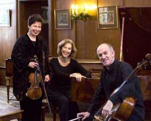 Trio Goya - Kati Debretzeni (violin), Sebastian Comberti (cello), Maggie Cole (fortepiano)